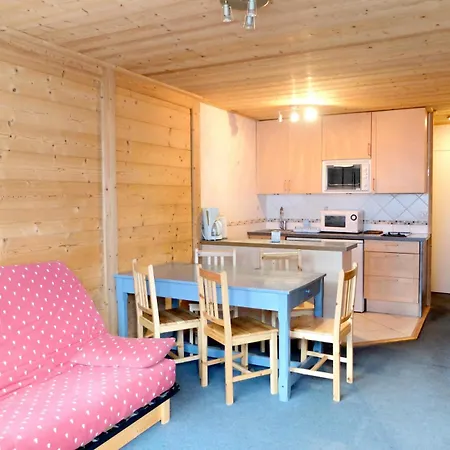2100b - Confortable-proches De Pistes-balcon Mae-2264 شقة *